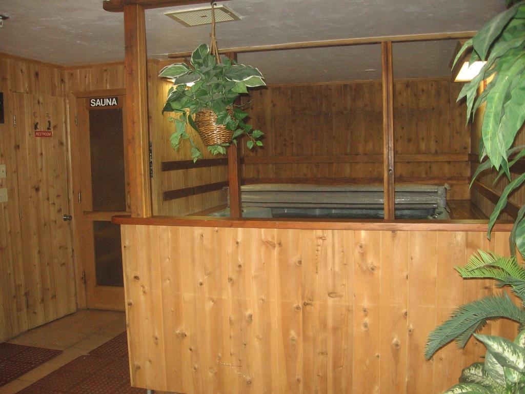 New Summit Inn Фриско Екстериор снимка